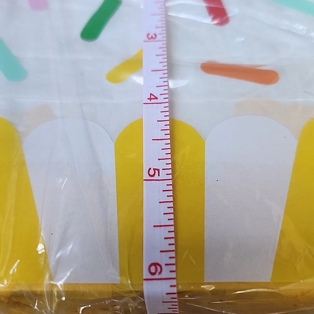 NWT White and Yellow Mini Cupcake Pinata